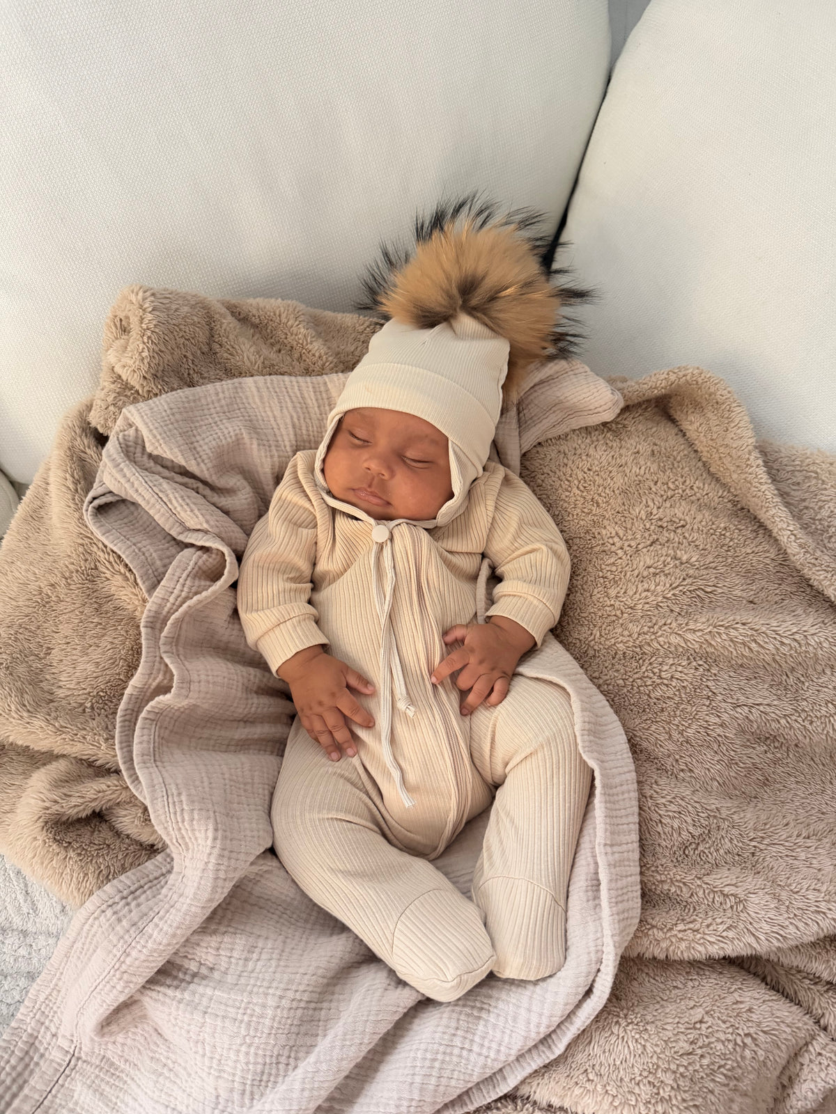 Double-Layer Organic Cotton Beanie Interchangeable Pom Newborn ''Beige''